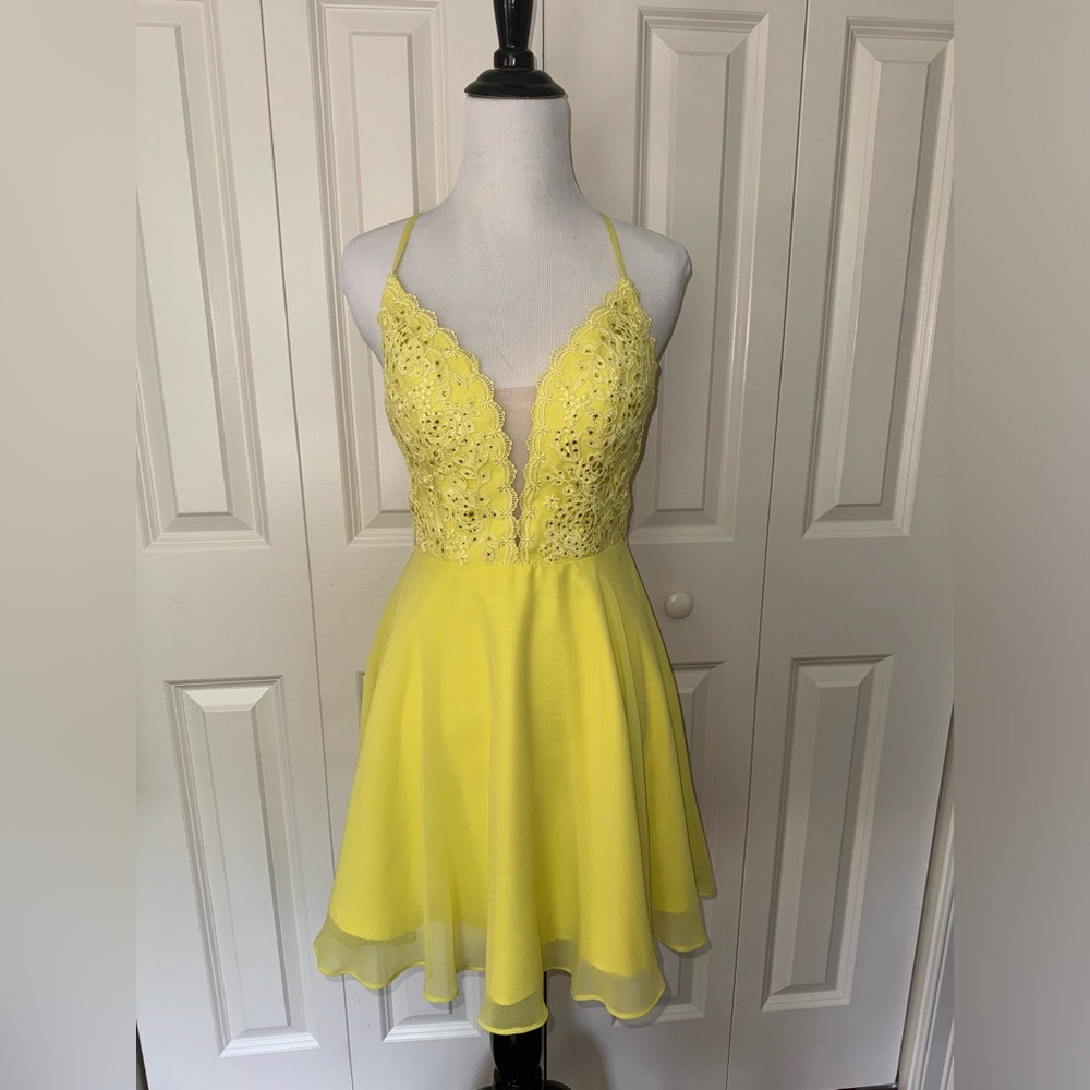 Alyce Paris Semi-Formal Dress